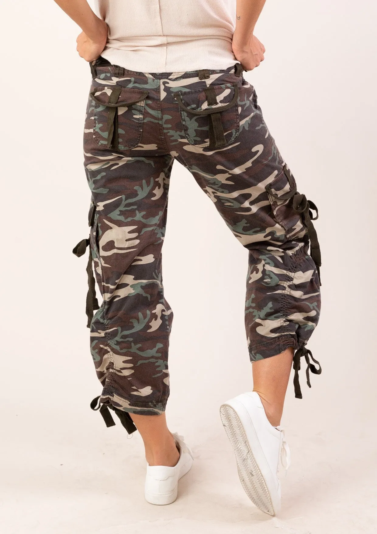 Camouflage Cargo Capri Pants