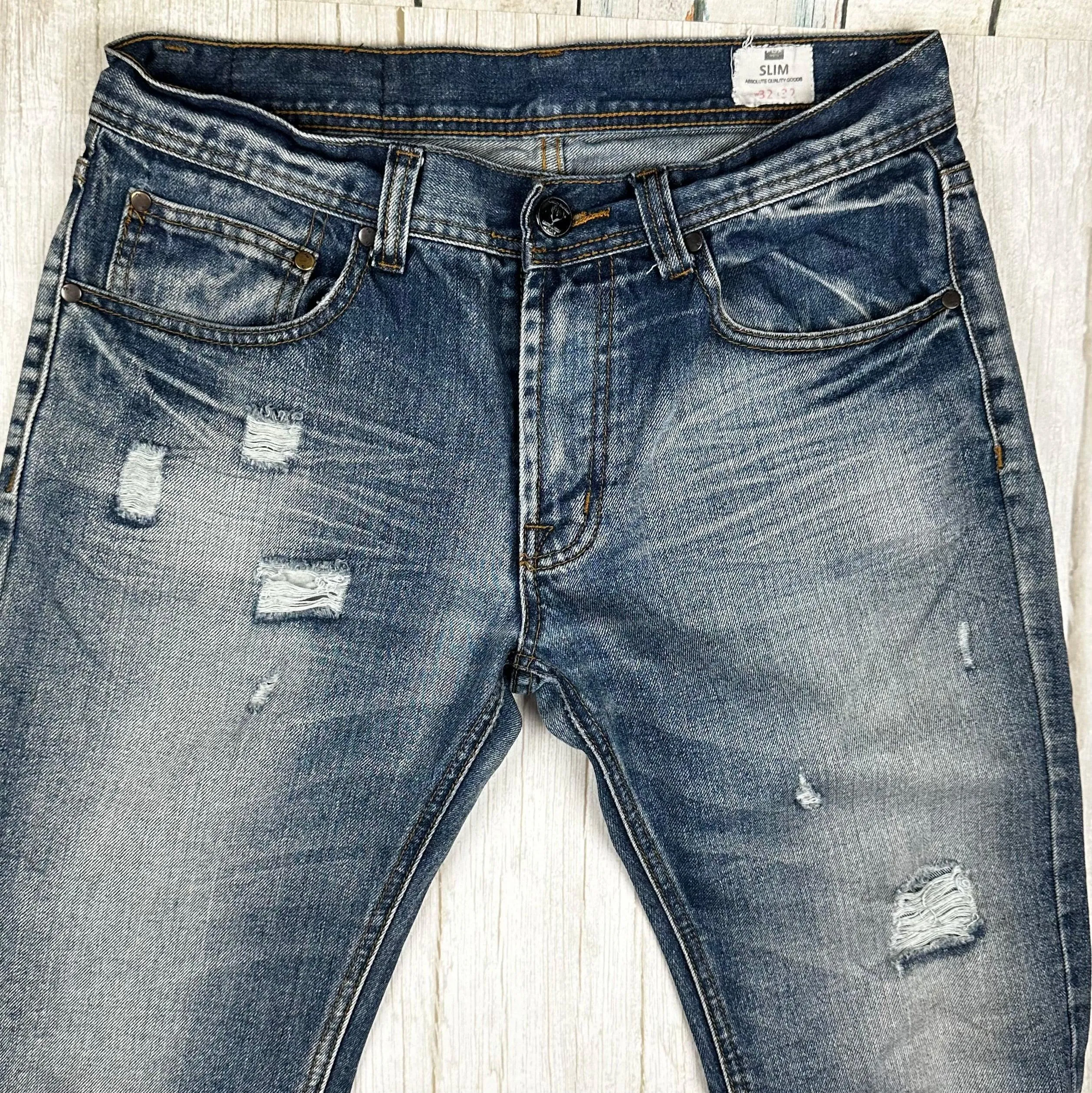 Quality Standard Mens Distressed Finish Jeans  -Size 32