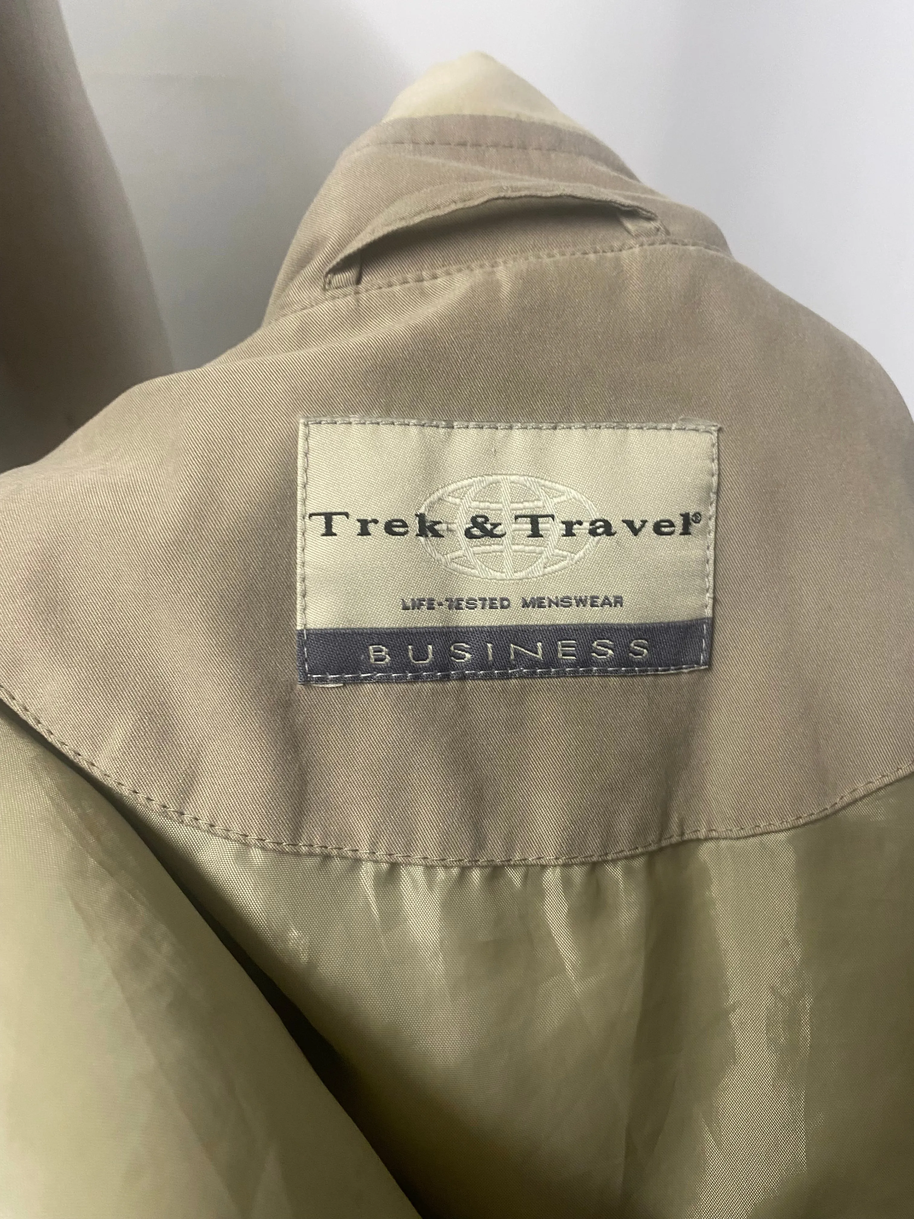 Trek and Travel Vintage Beige Lightweight Bomber Jacket Small