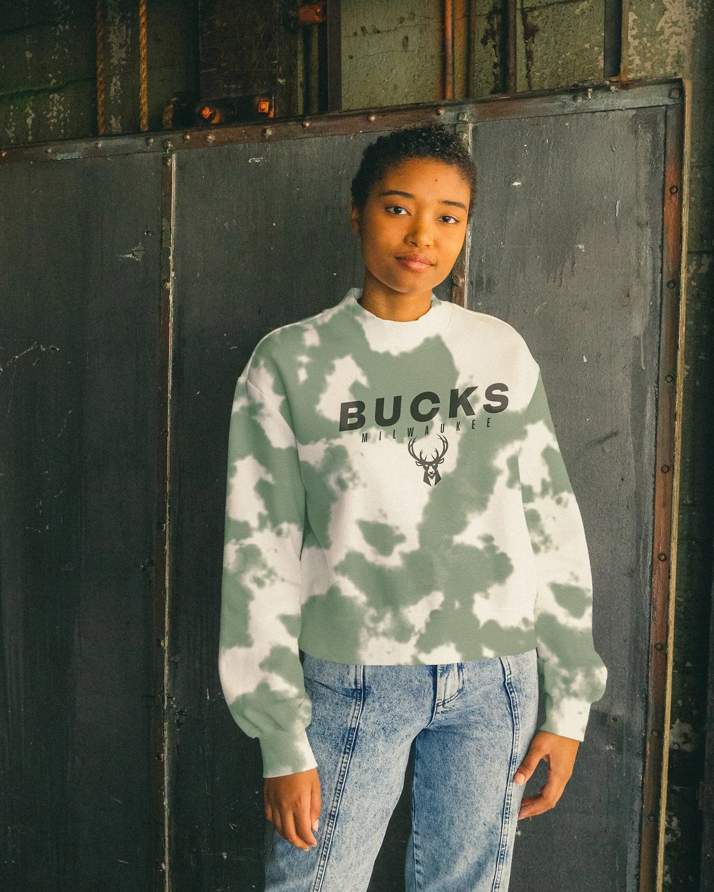 Women's NBA Milwaukee Bucks Tie Dye Mock Neck Fleece